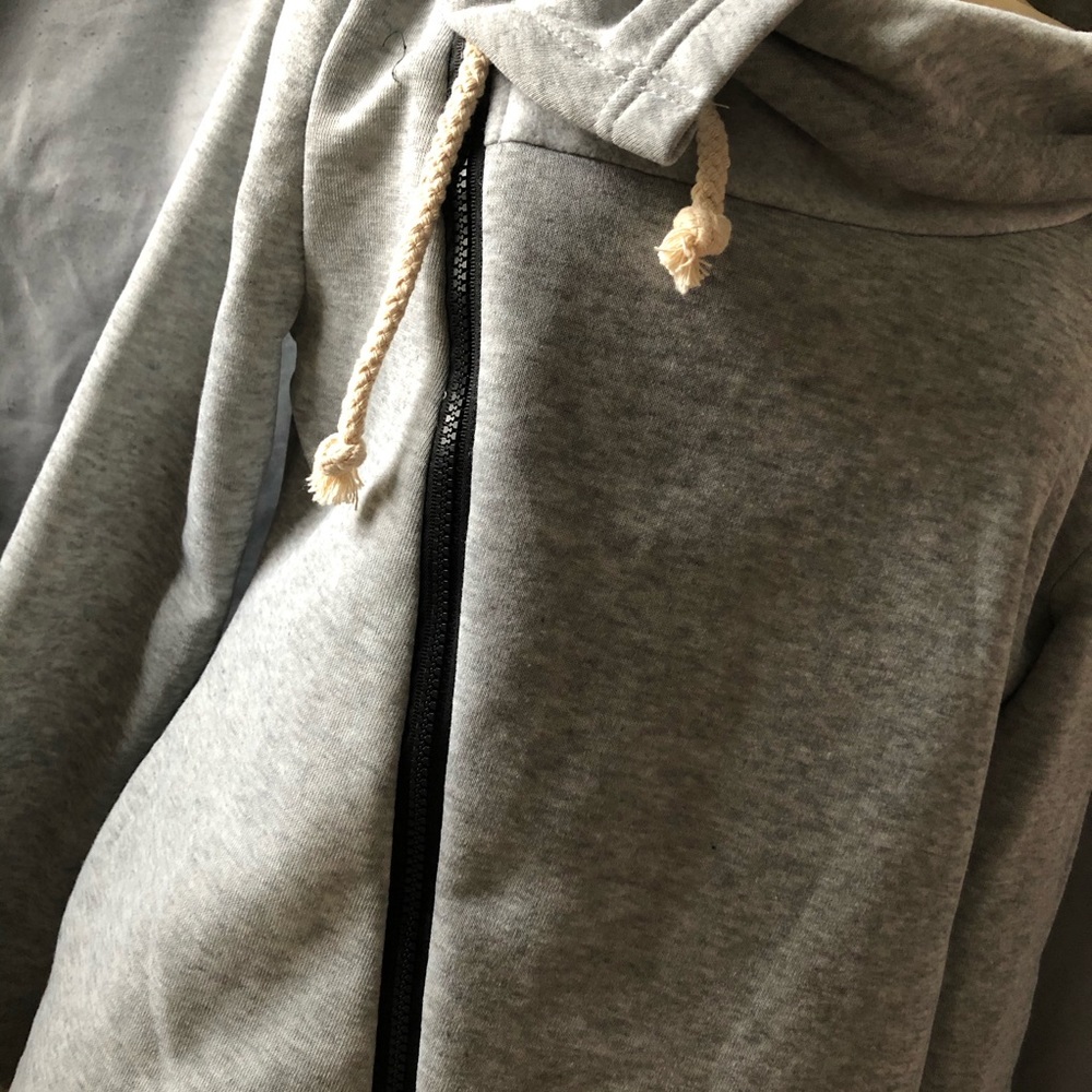Sweater - Picture 2 of 4